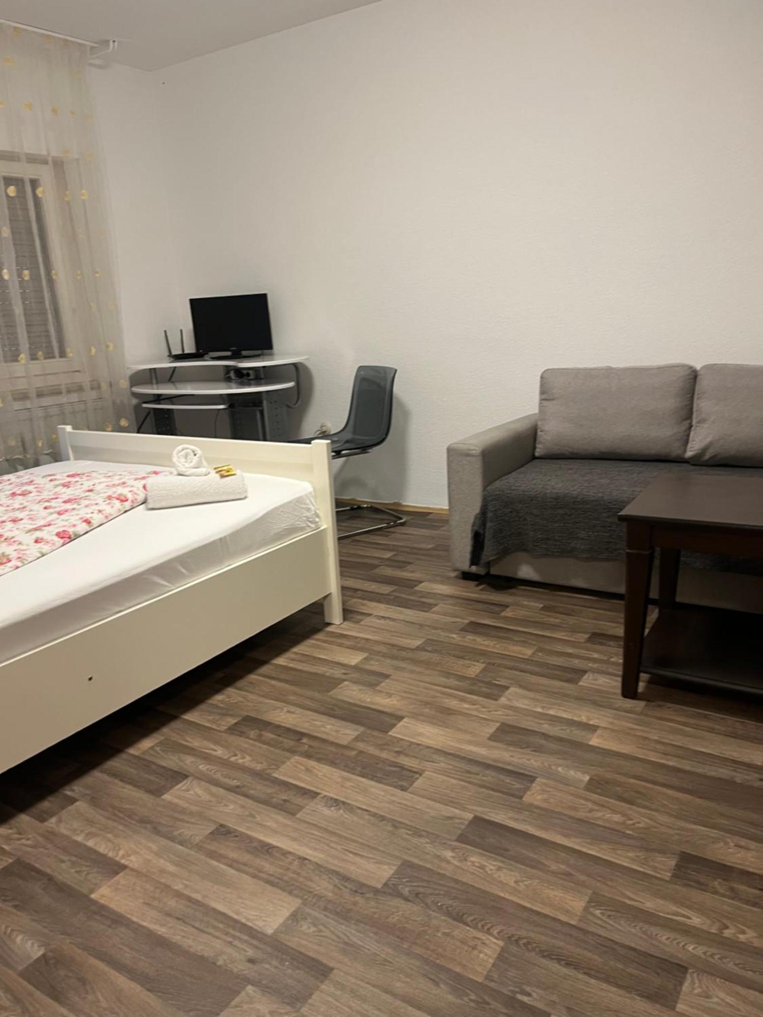 Ferienwohnung Schwetzingen Exteriör bild